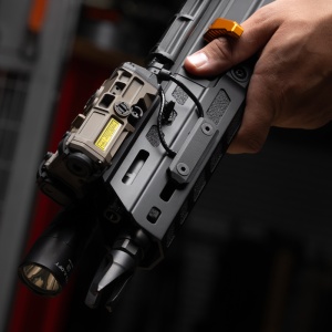 M-LOK® Cable Management G10 Rail Cover - Medium