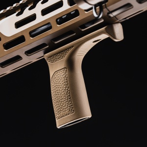 M-LOK® OverMolded® Hybrid Forend Grip - FDE